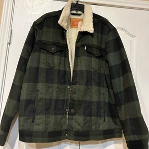 Levi’s Sherpa lined shacket